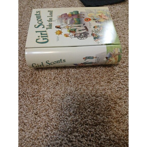 Girl Scouts Take the Lead Keepsake Bookshelf Tin - EXC - 7.5 X 6 X 2” Appro - Picture 2 of 5